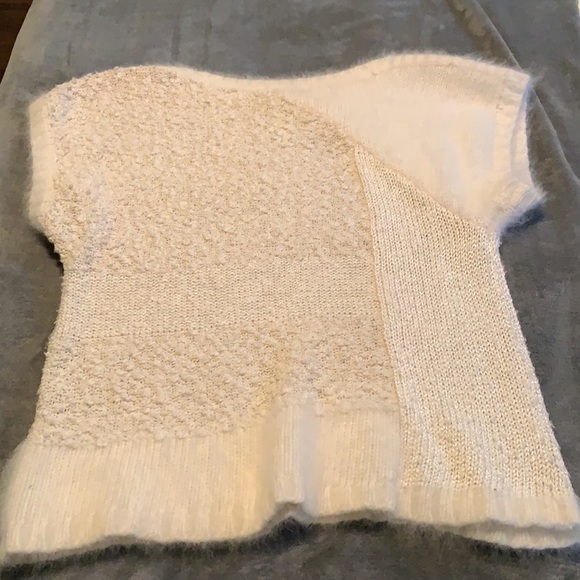 Vintage textured white sleeveless sweater - Picture 2 of 6